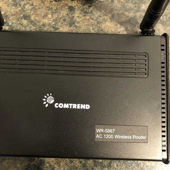 Comtrend AC 1200 Wireless Router WR-5887 - Picture 2 of 4
